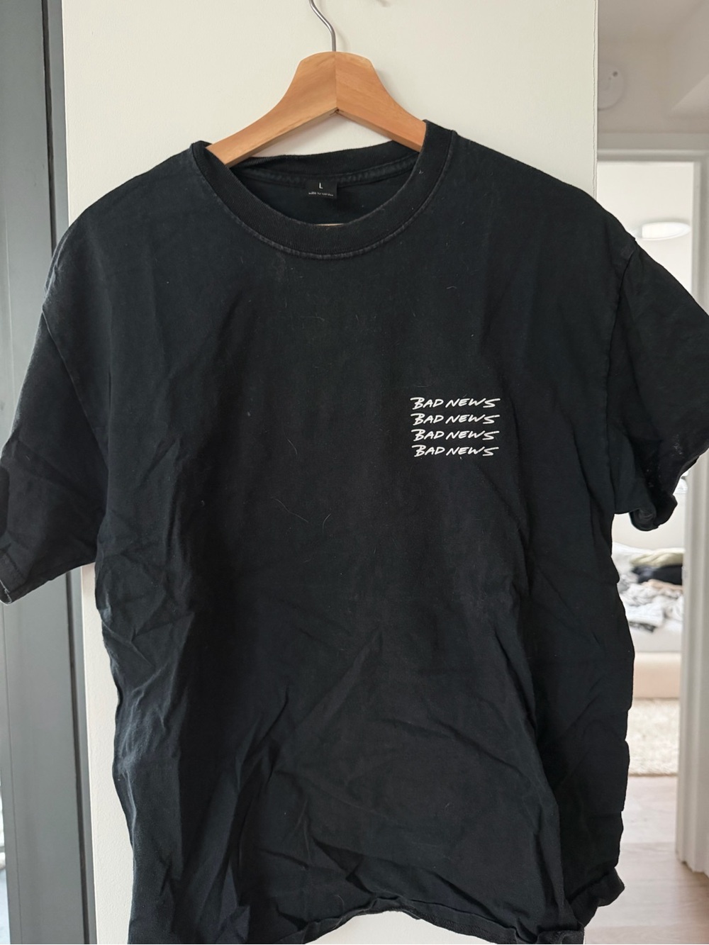 Black 'Bad News' Graphic Tee - Unbranded